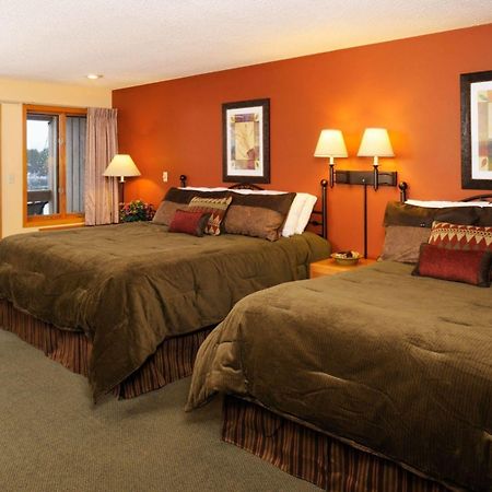 The Pointe Hotel And Suites Minocqua Bagian luar foto